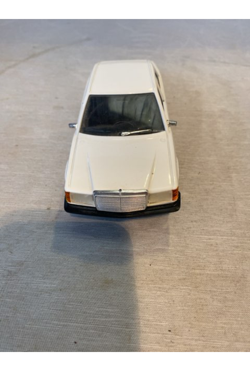 Mercedes 190E